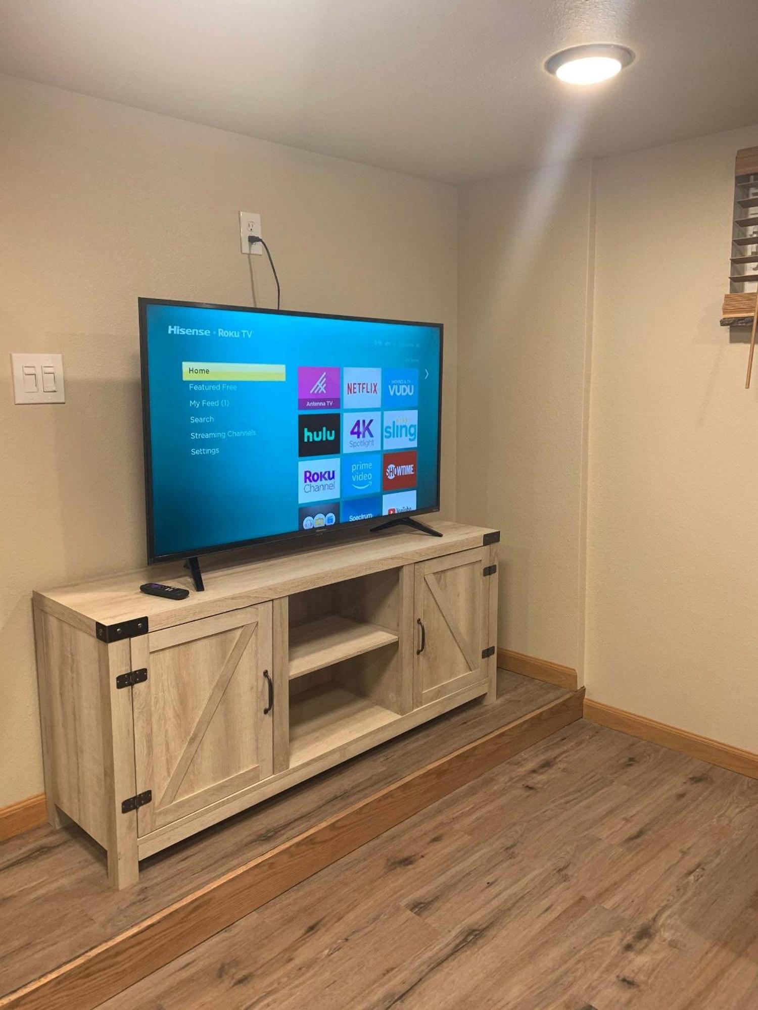 Dillon Ave Homes تشيني الغرفة الصورة