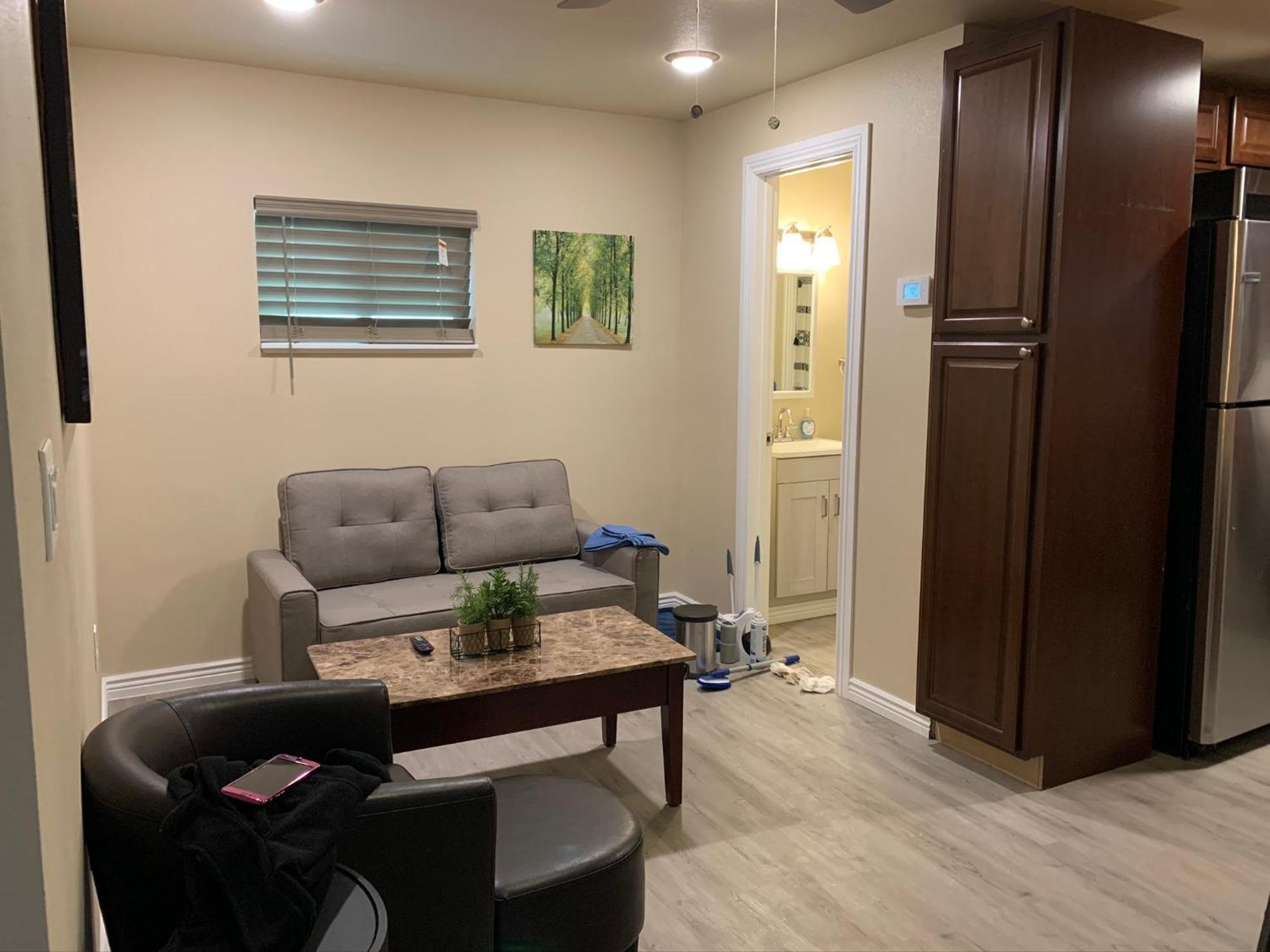 Dillon Ave Homes تشيني الغرفة الصورة