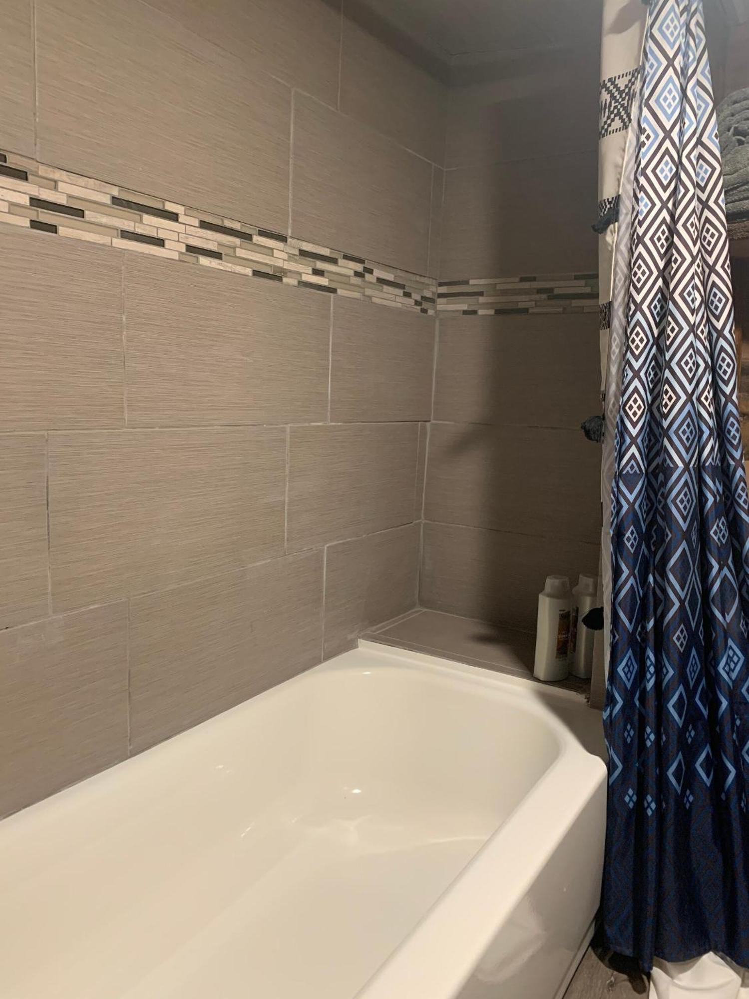 Dillon Ave Homes تشيني الغرفة الصورة