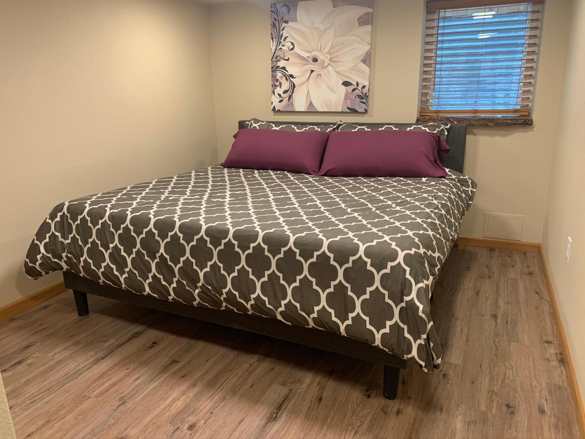 Dillon Ave Homes تشيني الغرفة الصورة