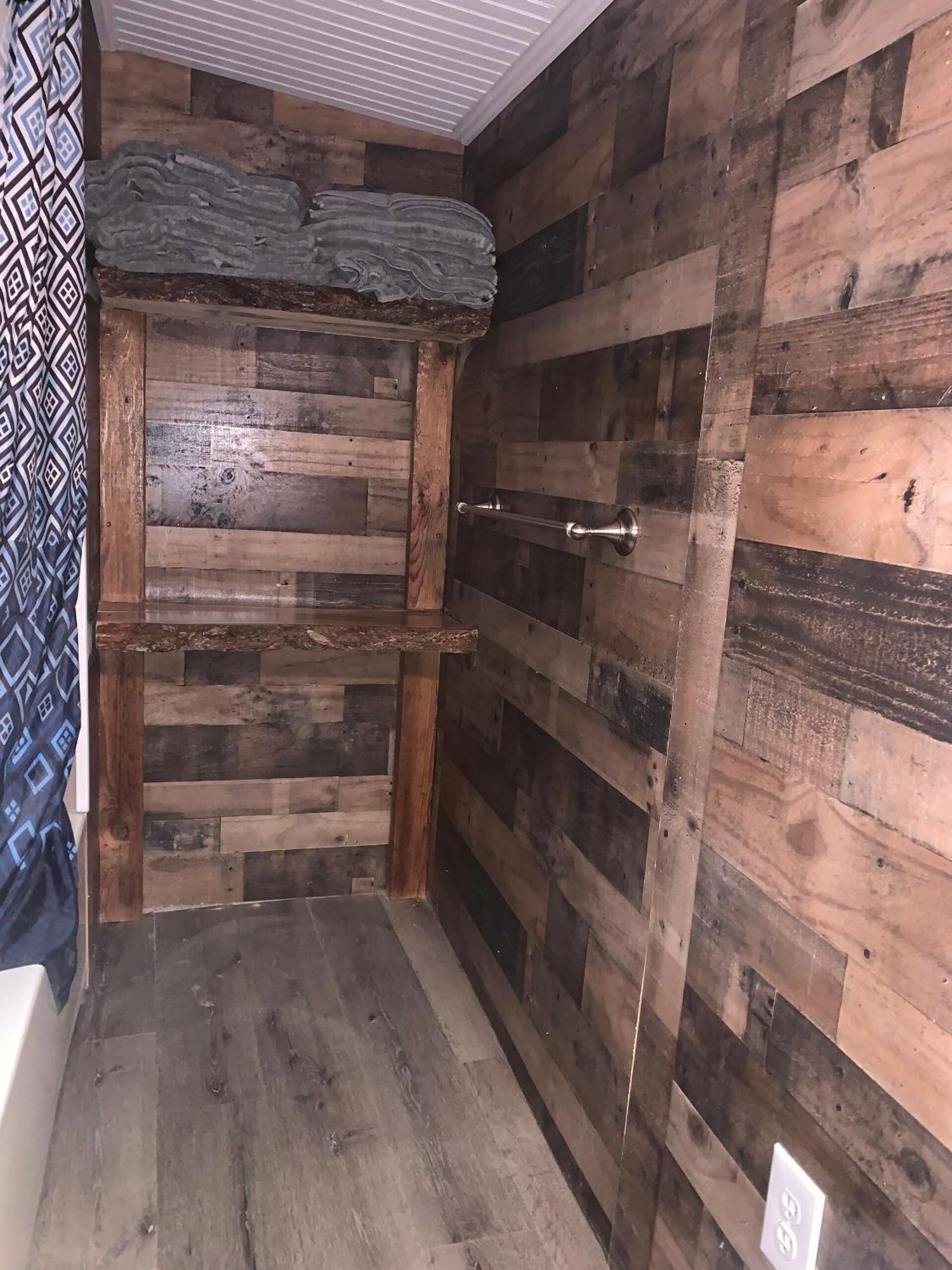 Dillon Ave Homes تشيني الغرفة الصورة